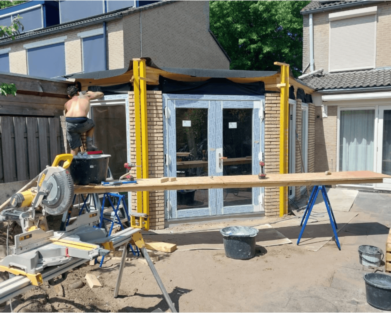 Brakké Bouw aan het werk